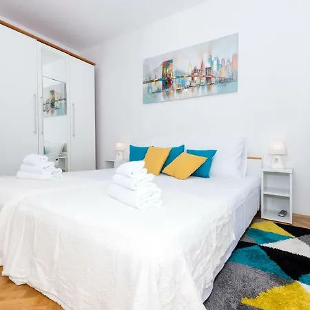 Apartment Dormir Split Daire Split