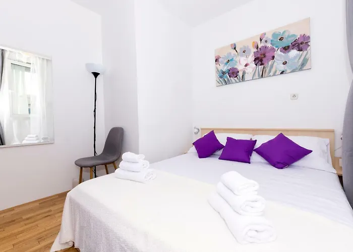 Apartment Dormir Split דירה ספליט